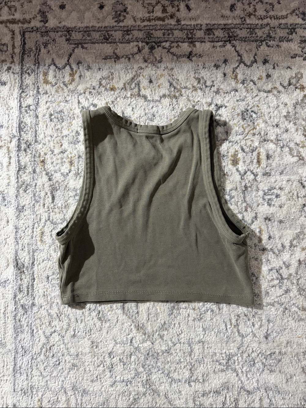 TALENTLESS Olive Ribbed High-Neck Crop Tank - Picture 2 of 2
